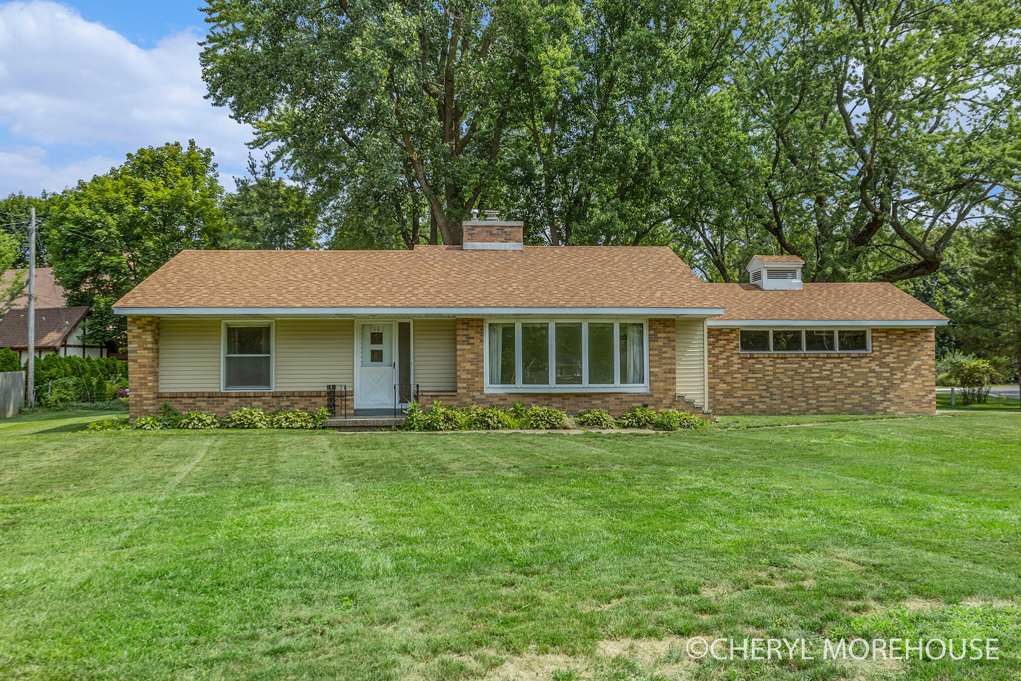 Photo 1 of 23 of 2665 Cascade Road SE house