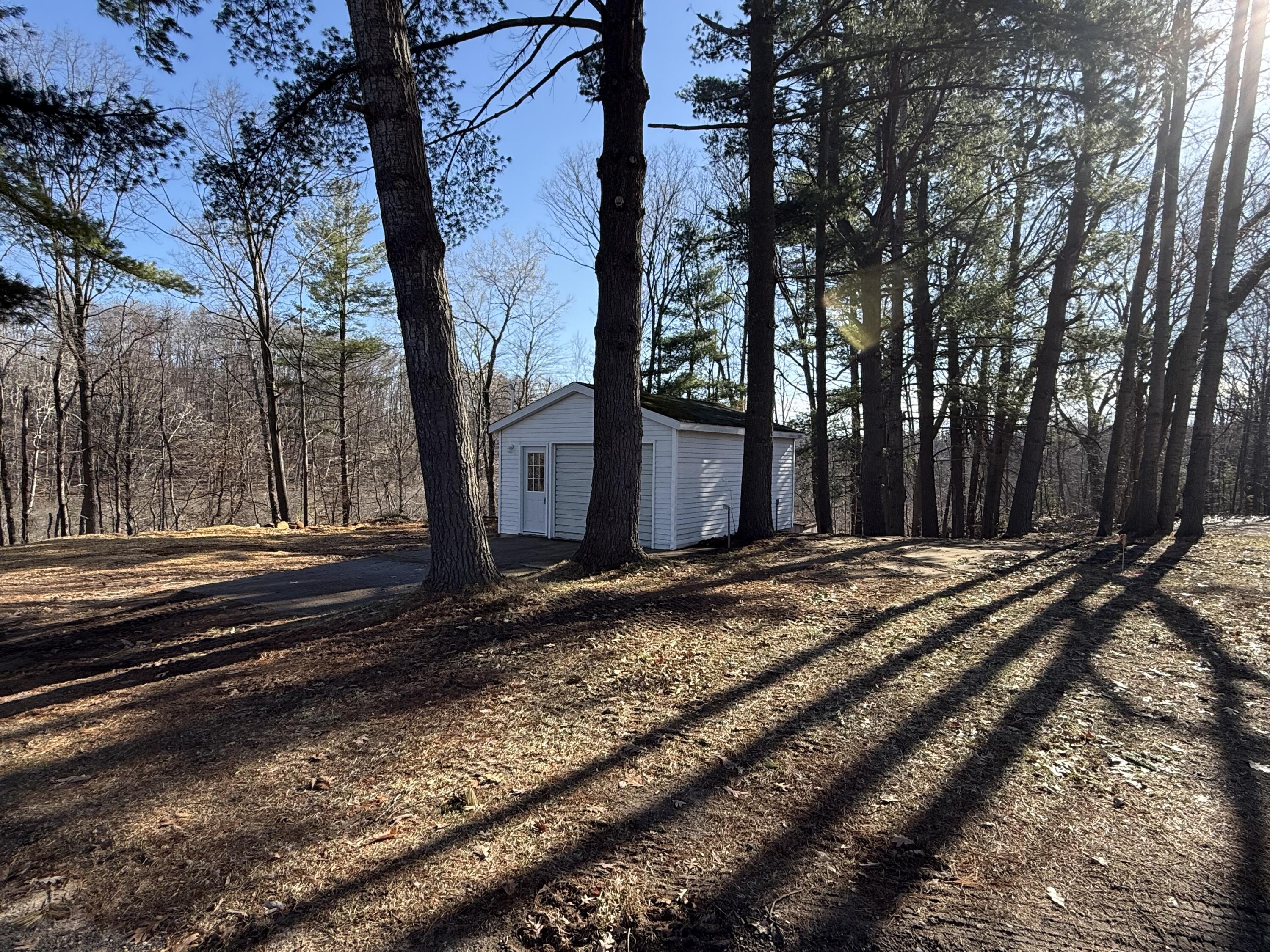 10780 Round Lake Drive