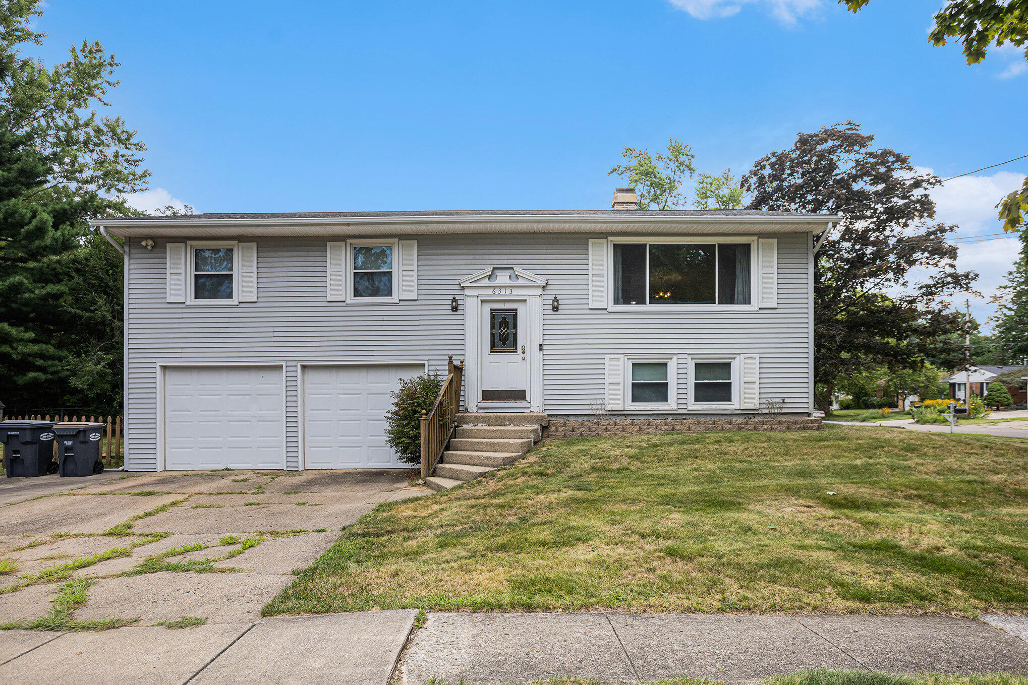 Portage, Michigan 49024, United States, 3 Bedrooms Bedrooms, ,3 BathroomsBathrooms,Residential,Active,194420