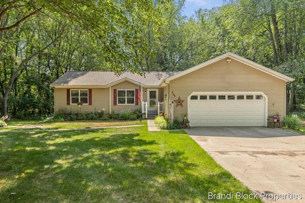 Photo of 6189 Tanglewood Drive, Lowell, MI 49331 (MLS # 26035739)