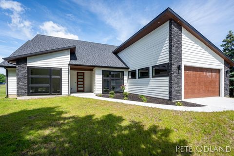 7867 Sunset Shores Drive, Stanwood, MI 49346 - MLS#: 25011433