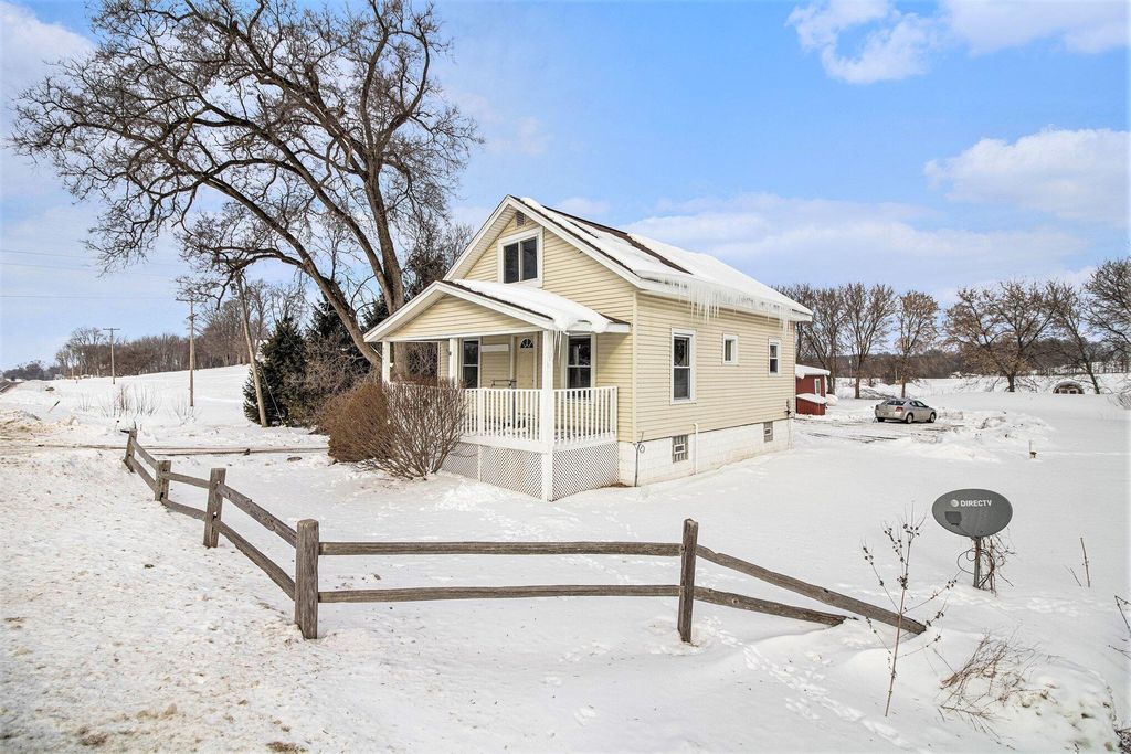 Photo of 4381 100th Street SW, Byron Center, MI 49315 (MLS # 26005098)