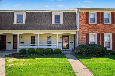 Photo of 2457 Abbington Drive SE, Grand Rapids, MI 49506 (MLS # 26016842)