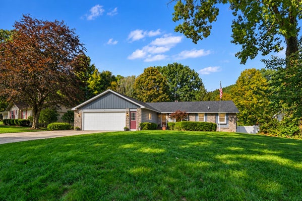 6879 GETTYSBURG DR, HUDSONVILLE, MI 49426 - Image 2170bcdb6c3c34c161b81a8bd15ea6bb/1641764957