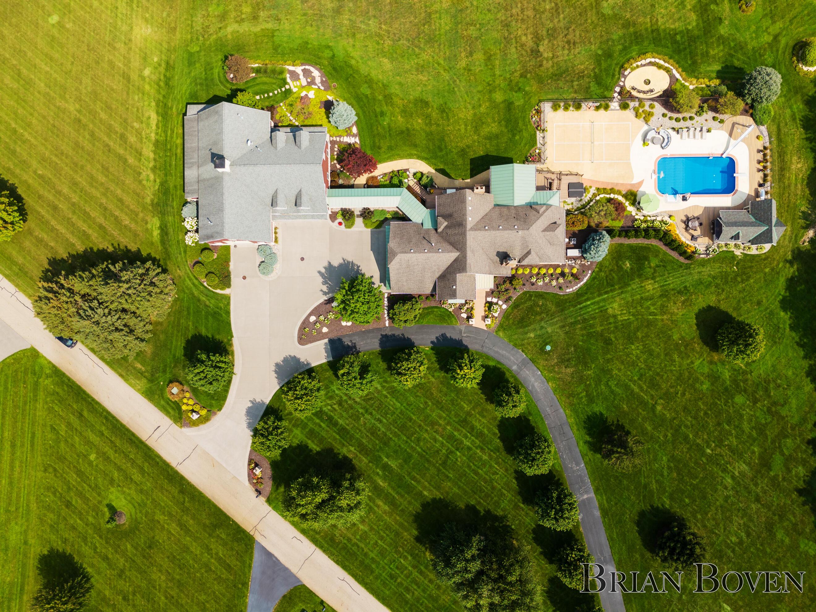 7340 Clearview Drive