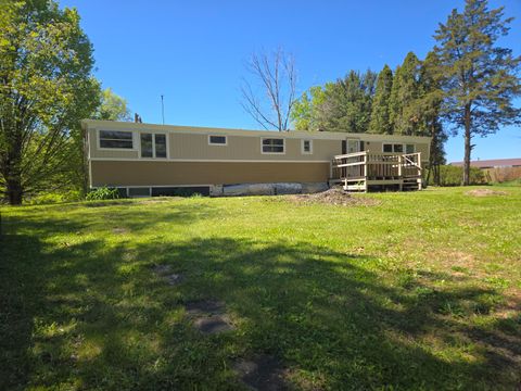Photo of 1138 Cherry Lane, Battle Creek, MI 49017 (MLS # 26021788)