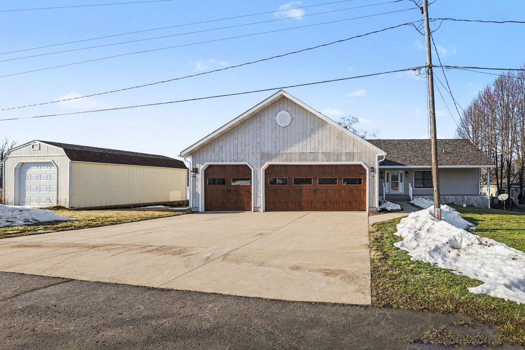 Photo of 6288 Dausman Park, Clarksville, MI 48815 (MLS # 26005823)