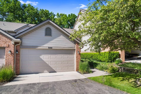 Photo for 844 Woodridge Hills Drive