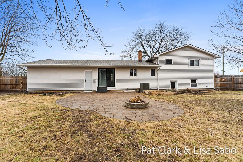 Photo of 12826 Riley Street, Holland, MI 49424 (MLS # 26008536)