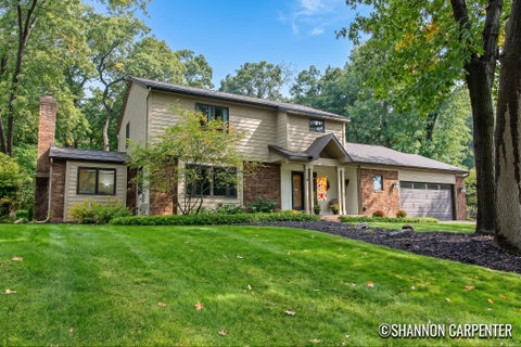 Photo for 3275 Pinoak Court SE