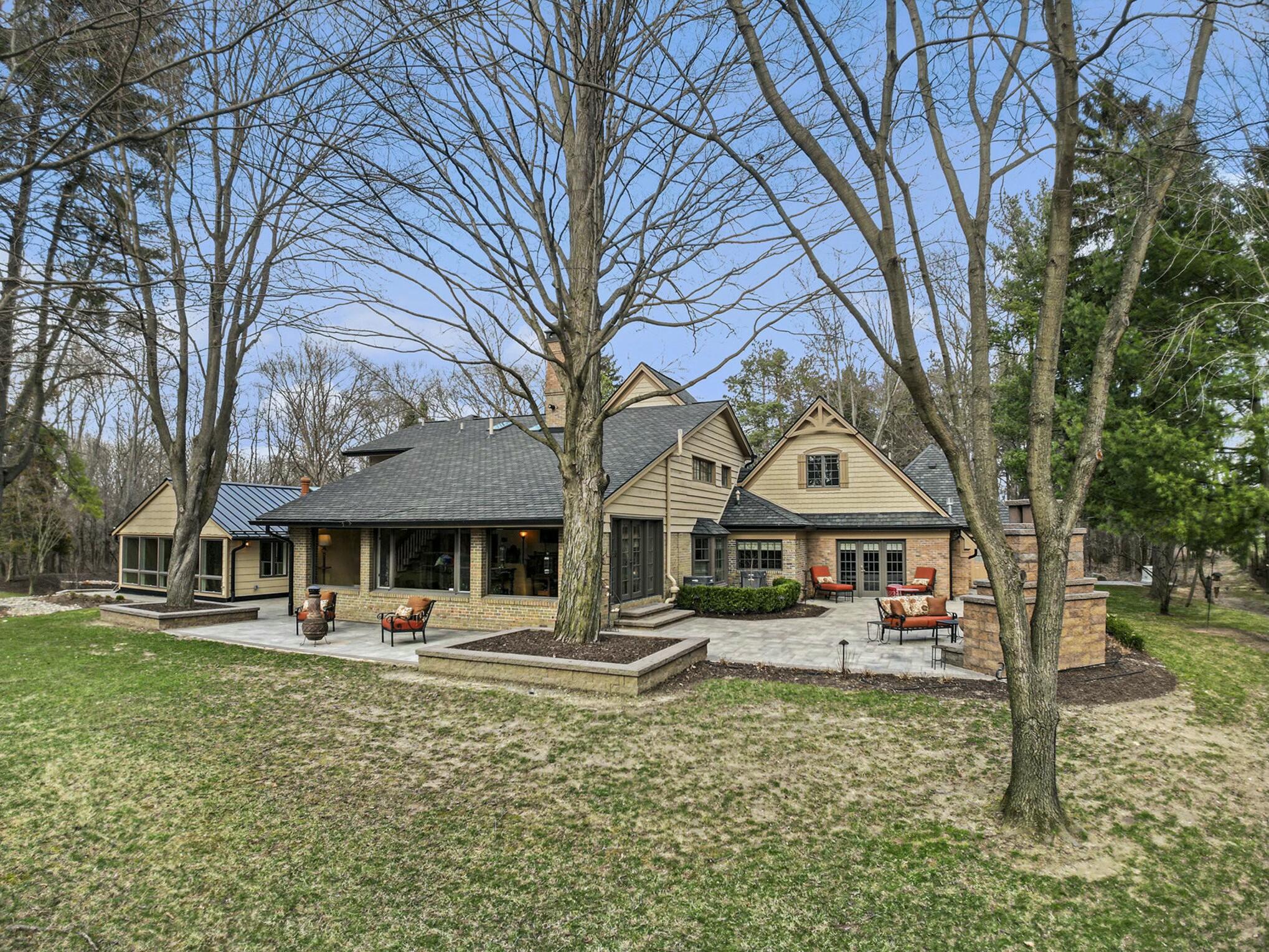 2891 Gale Road