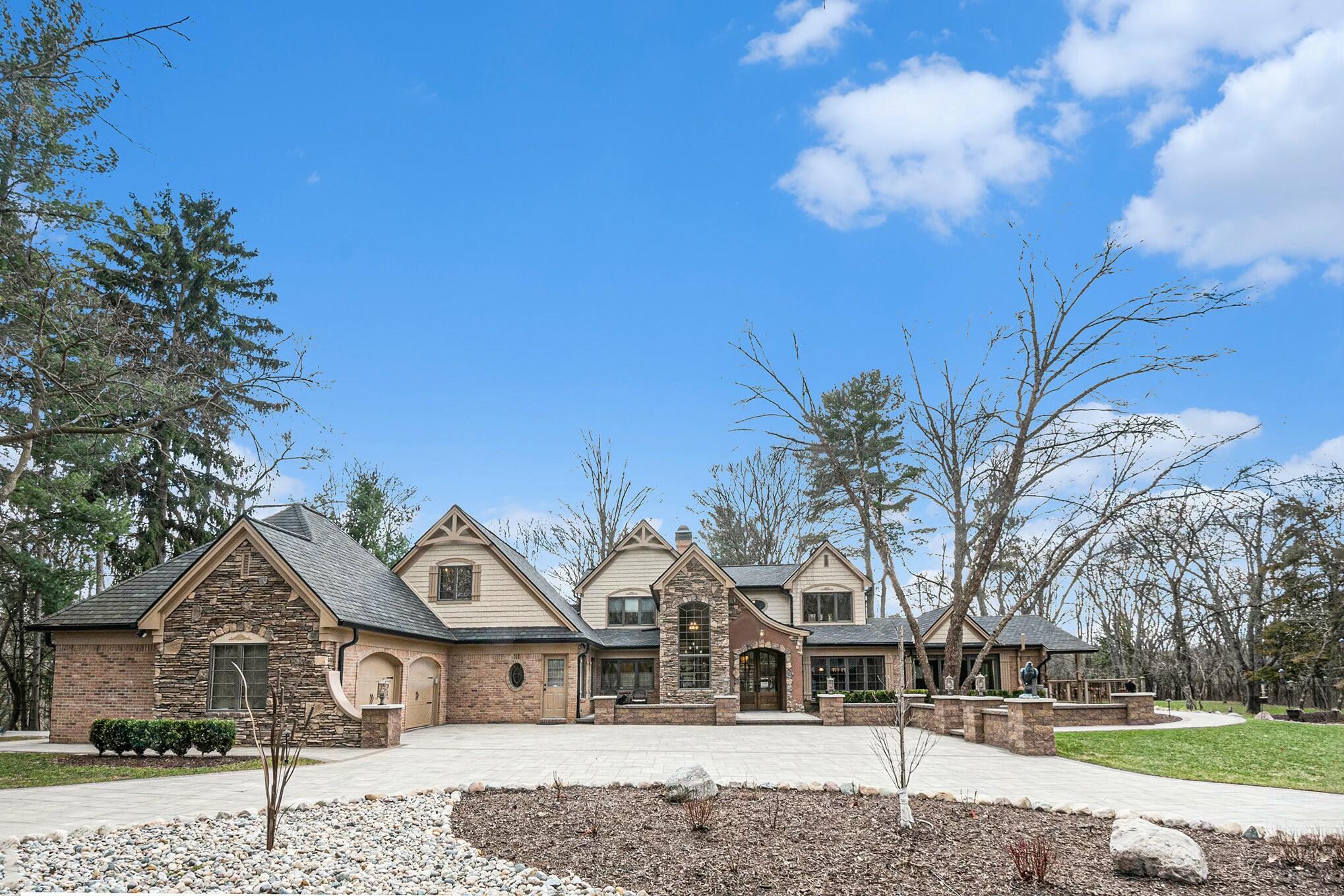 2891 Gale Road