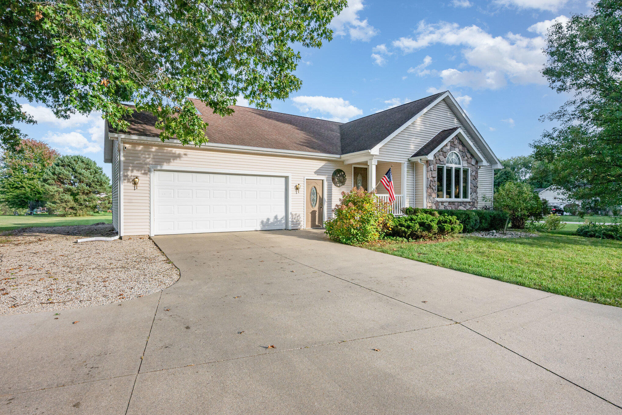 48799 Wentworth Drive