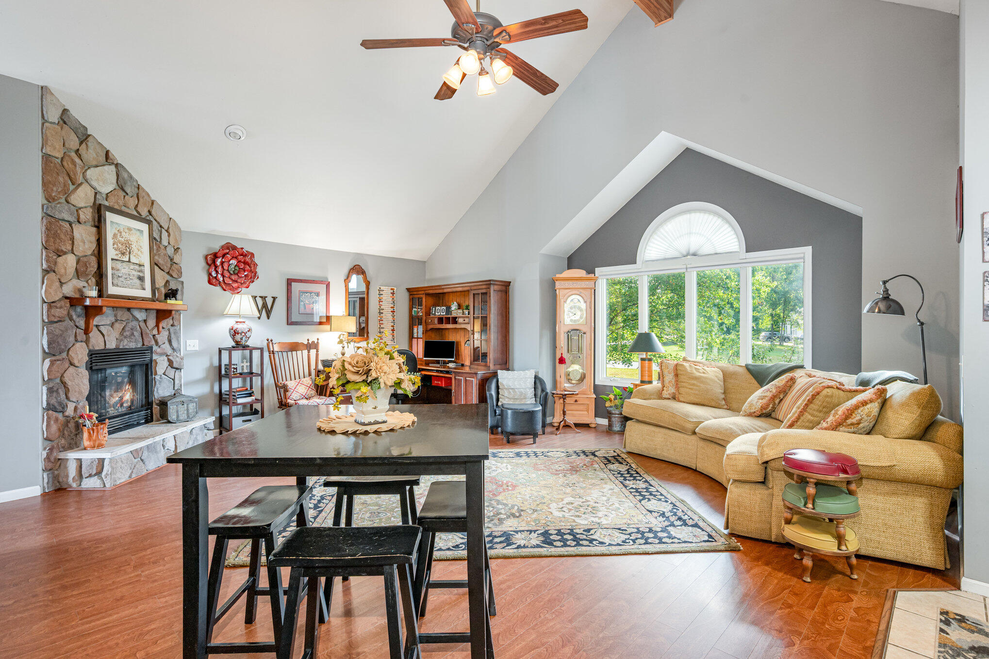 48799 Wentworth Drive