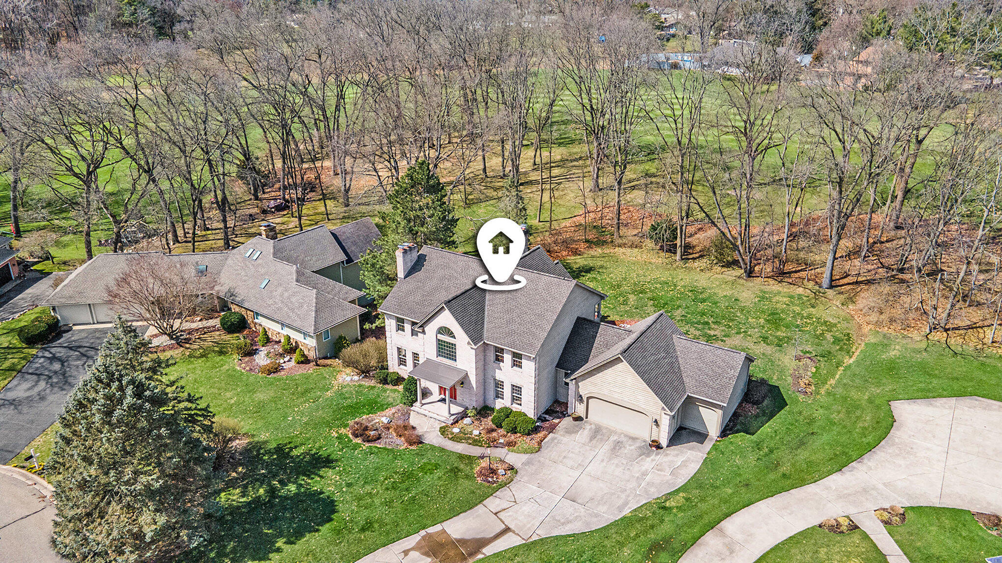 Portage, Michigan 49024, United States, 5 Bedrooms Bedrooms, ,4 BathroomsBathrooms,Residential,Pending,103383