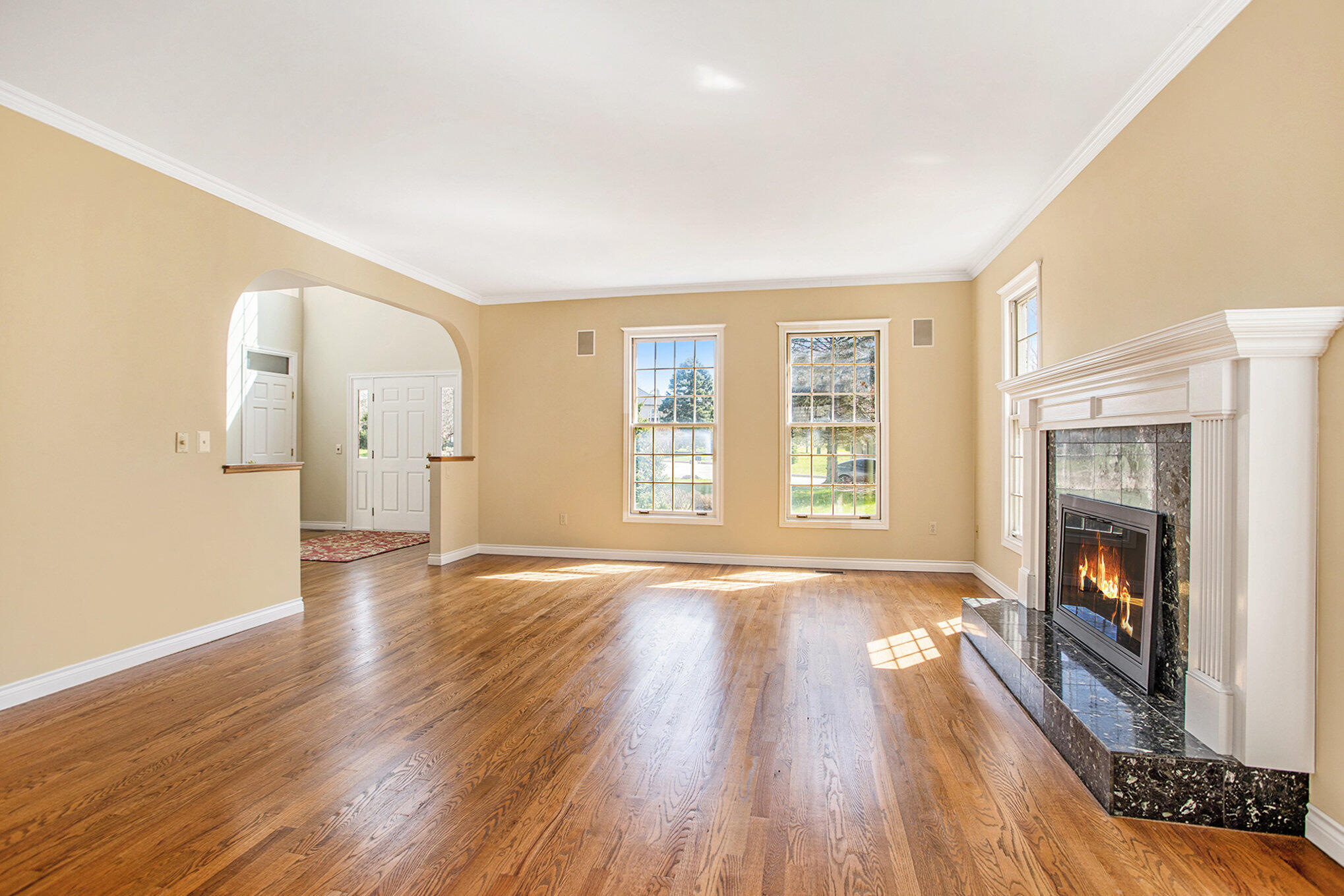 Portage, Michigan 49024, United States, 5 Bedrooms Bedrooms, ,4 BathroomsBathrooms,Residential,Pending,103383