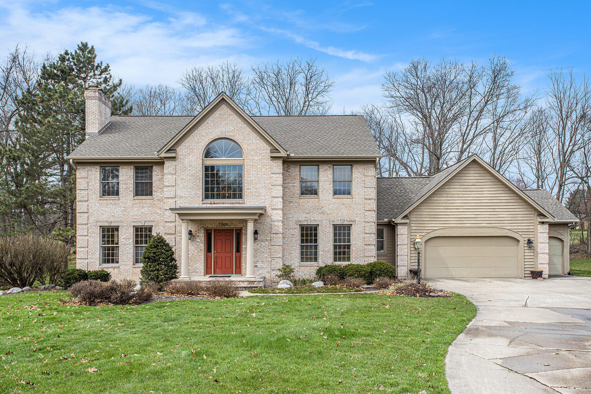 Portage, Michigan 49024, United States, 5 Bedrooms Bedrooms, ,4 BathroomsBathrooms,Residential,Pending,103383