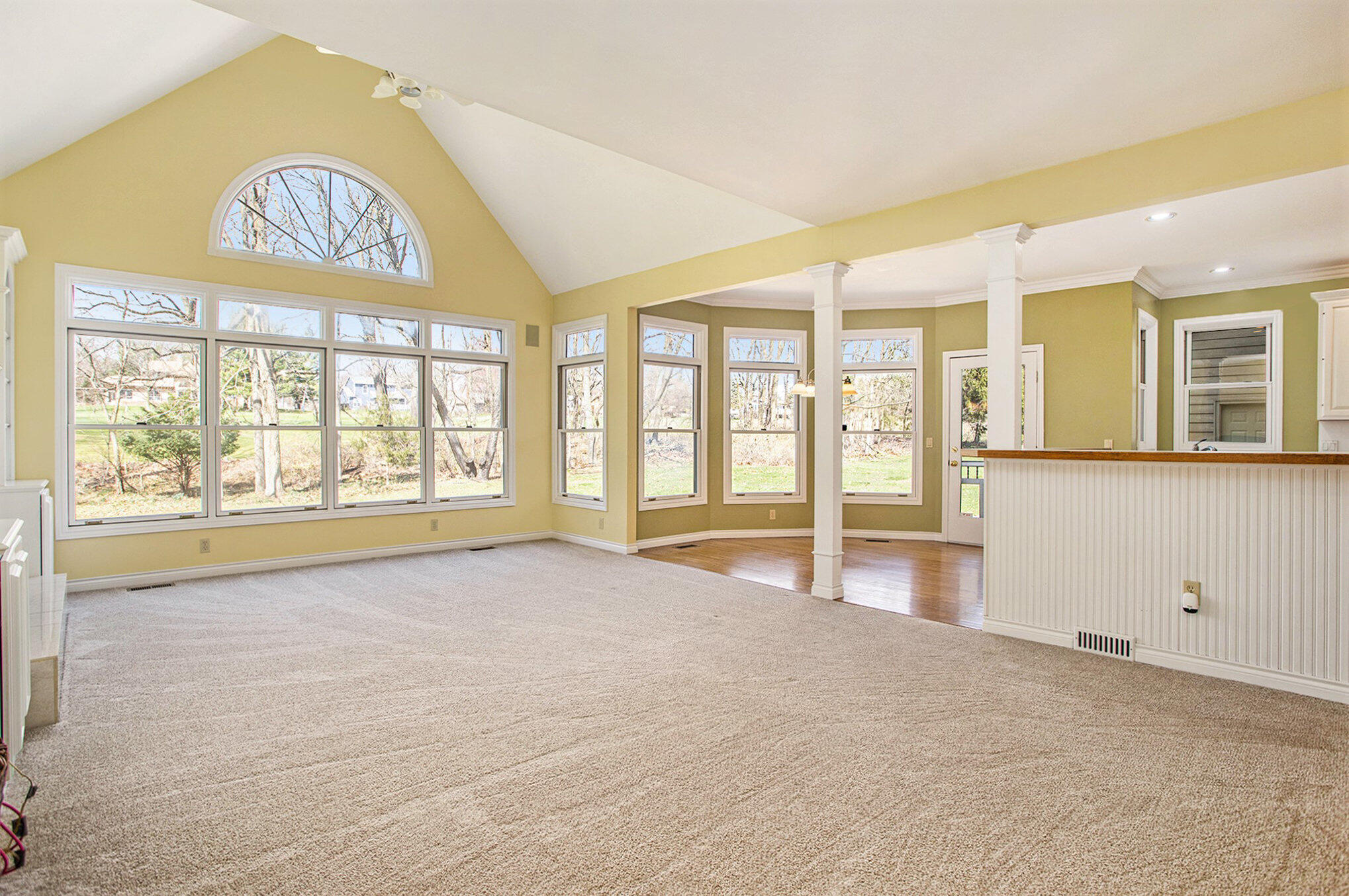 Portage, Michigan 49024, United States, 5 Bedrooms Bedrooms, ,4 BathroomsBathrooms,Residential,Pending,103383