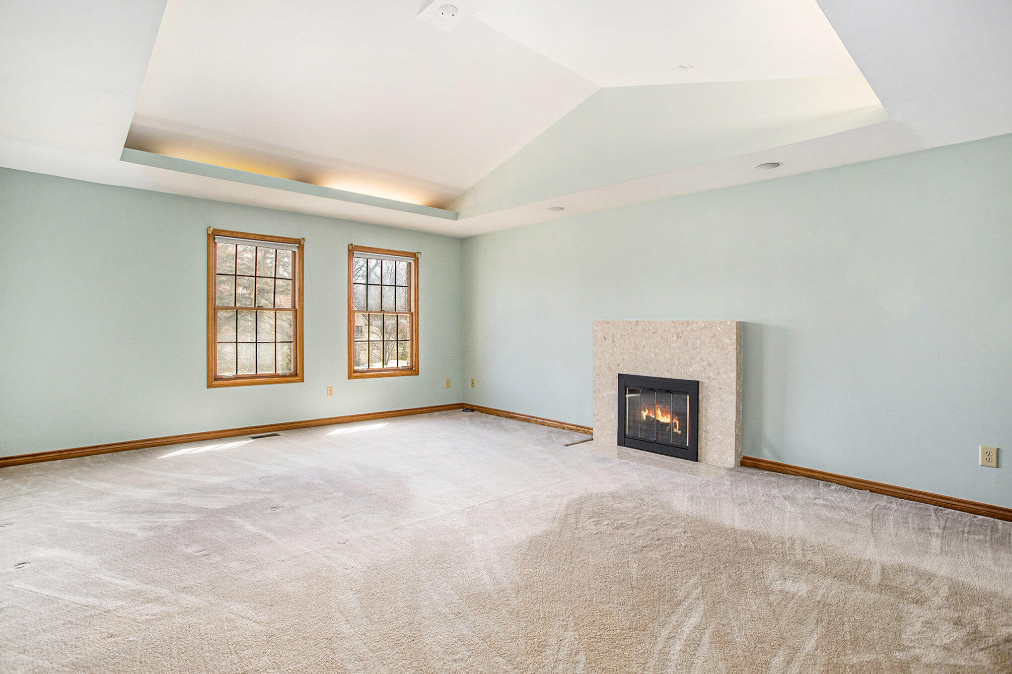 Portage, Michigan 49024, United States, 5 Bedrooms Bedrooms, ,4 BathroomsBathrooms,Residential,Pending,103383