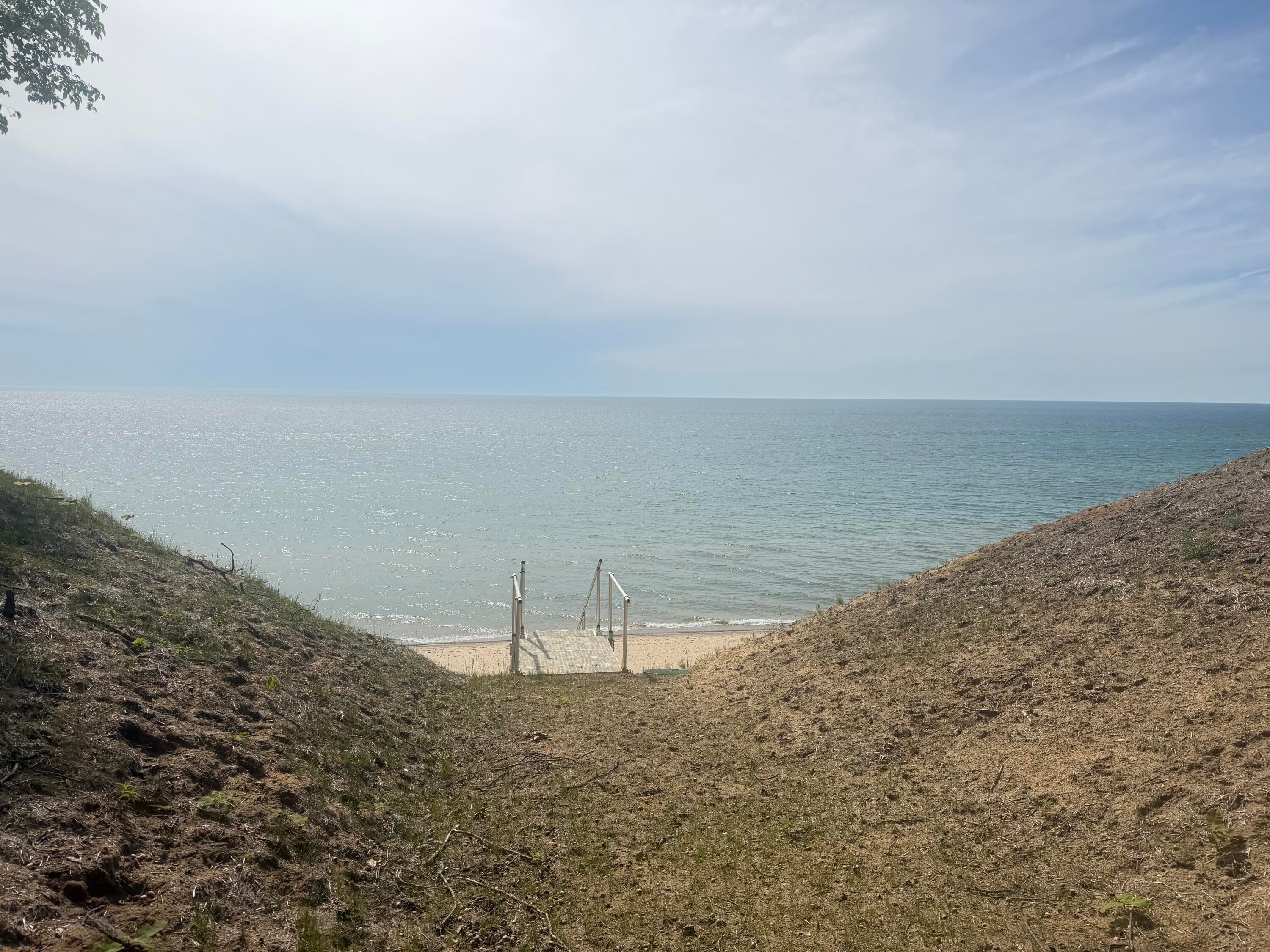2450 Lakeshore Drive