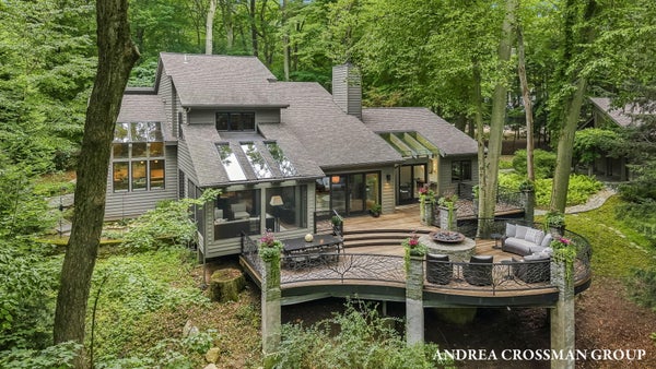 1223 ASH DR # 1225, SOUTH HAVEN, MI 49090 - Image 22a17a9c8bbc191db1feea08e6ce2f04/3010079736