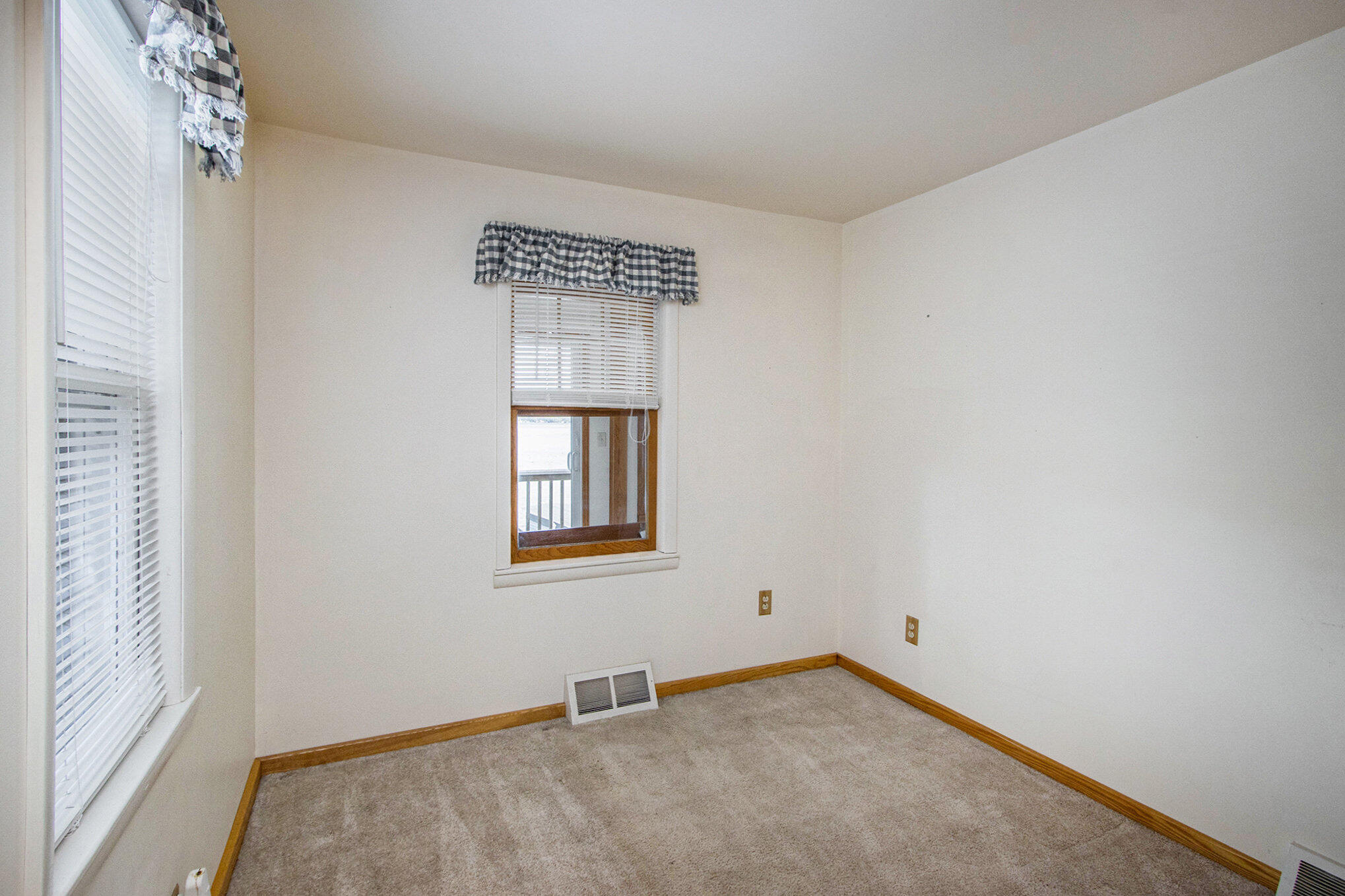 Richland, Michigan 49083, United States, 2 Bedrooms Bedrooms, ,1 BathroomBathrooms,Residential,Pending,39646