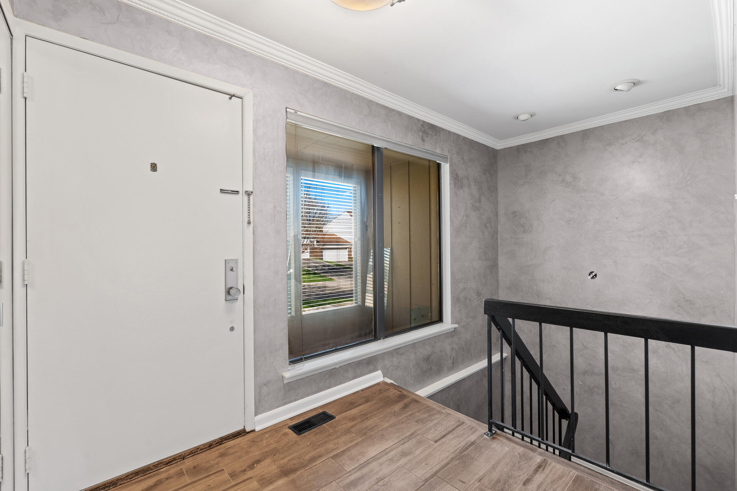 5327 Fairway Court
