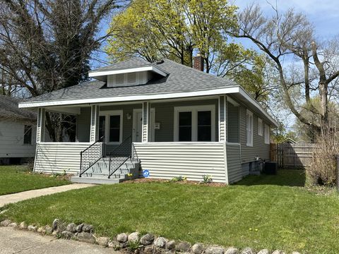 MLS: 25016865