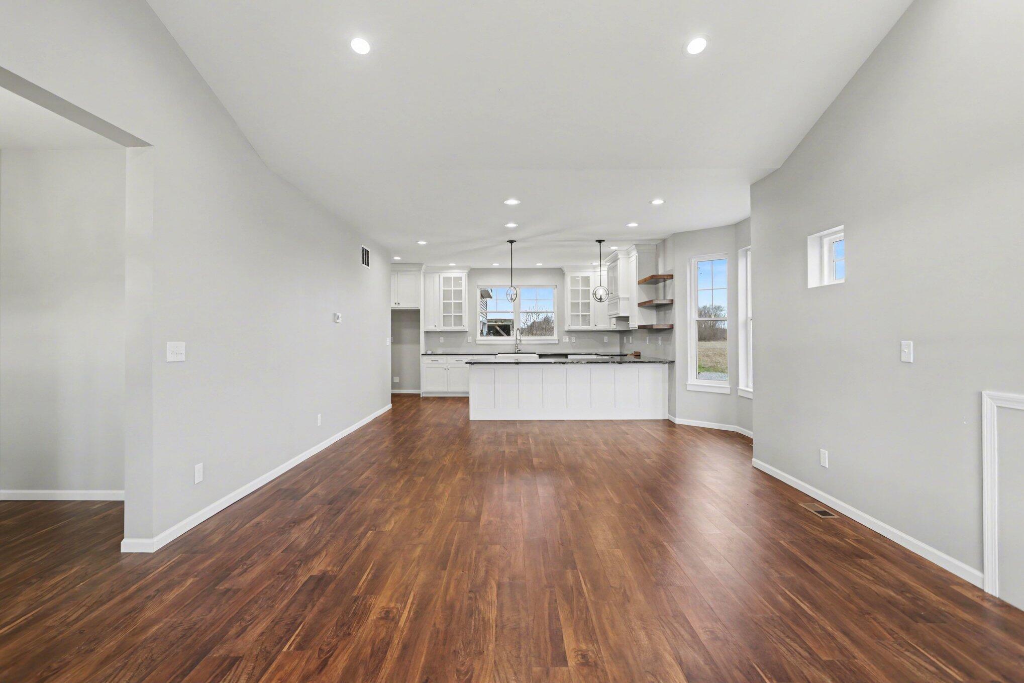 930 Dutch School Road