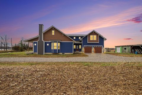 930 Dutch School Road Bronson MI 49028