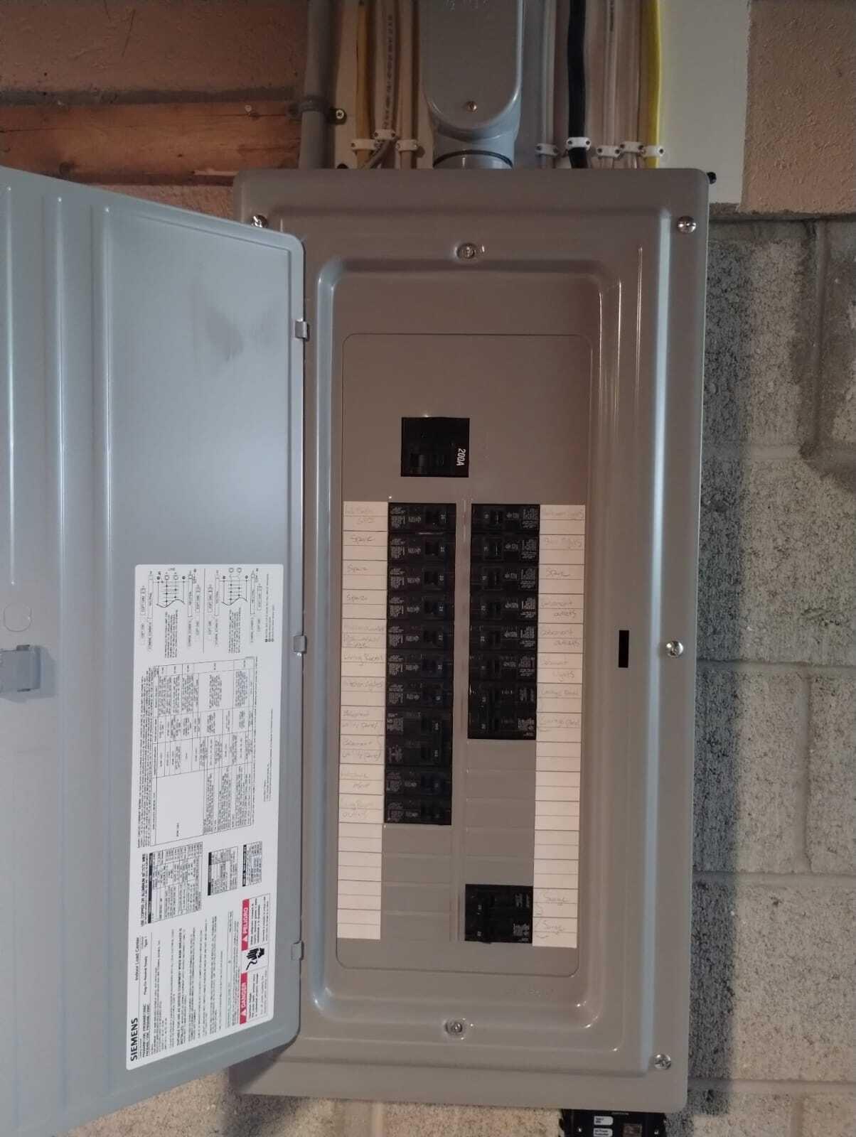 Kalamazoo, Michigan 49009, United States, 3 Bedrooms Bedrooms, ,3 BathroomsBathrooms,Residential,Pending,4182