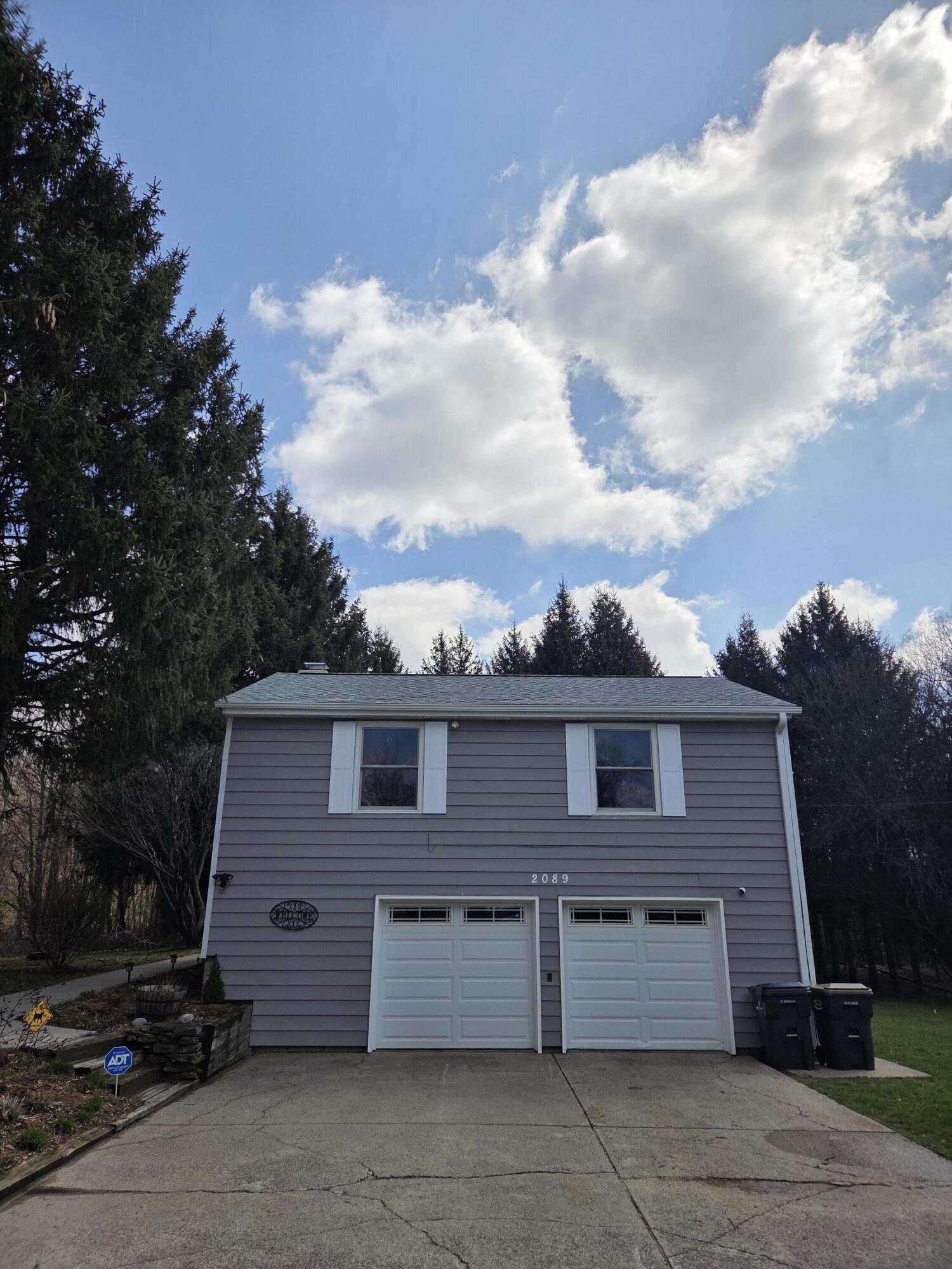 Kalamazoo, Michigan 49009, United States, 3 Bedrooms Bedrooms, ,3 BathroomsBathrooms,Residential,Pending,4182