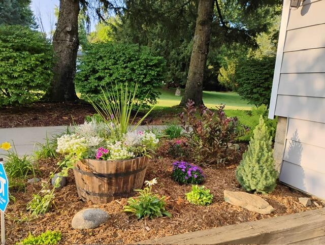 Kalamazoo, Michigan 49009, United States, 3 Bedrooms Bedrooms, ,3 BathroomsBathrooms,Residential,Pending,4182