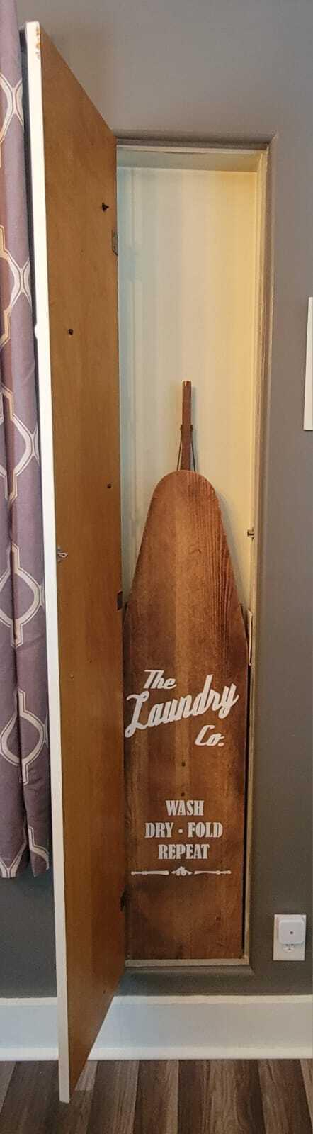 Kalamazoo, Michigan 49009, United States, 3 Bedrooms Bedrooms, ,3 BathroomsBathrooms,Residential,Pending,4182