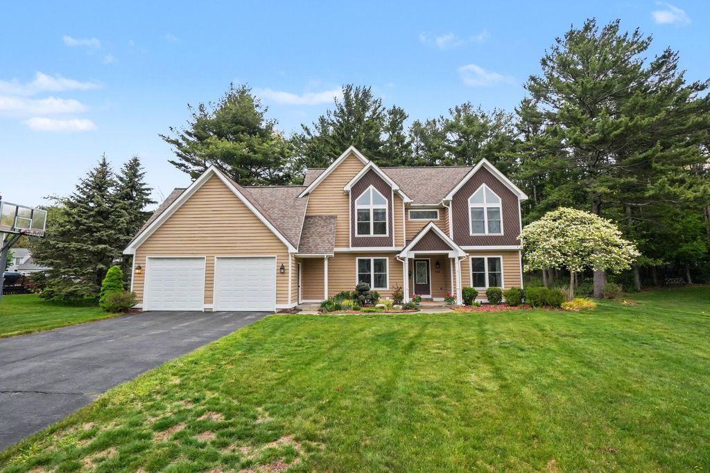 Photo of 205 Woodlark Court, Holland, MI 49424 (MLS # 26022214)