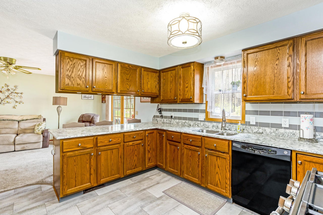 Photo 1 of 55 of 4156 Ida Boulevard