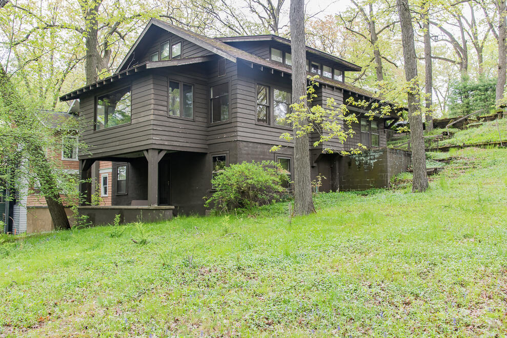 2205 Ridge Road