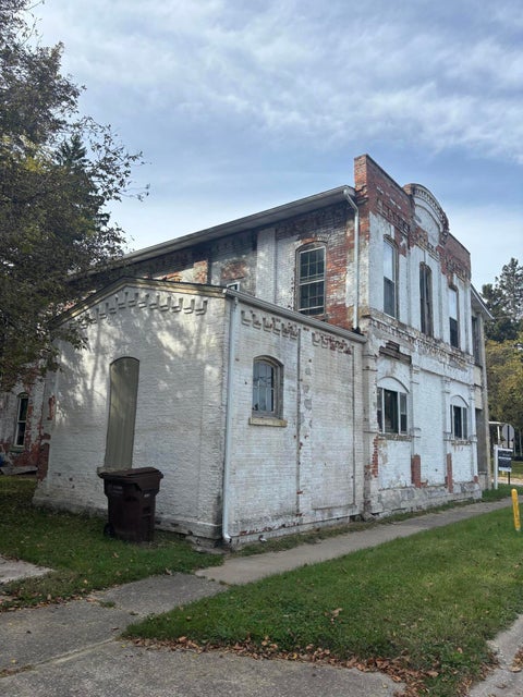 Photo for 304 S Oak Street