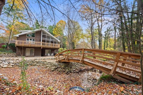 6627 Terry Lane, Sawyer, MI 49125 - MLS#: 25009803