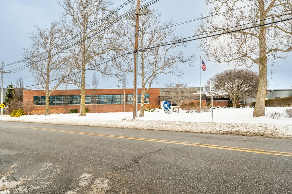 Photo of 521 Langley Avenue, St. Joseph, MI 49085 (MLS # 26006012)