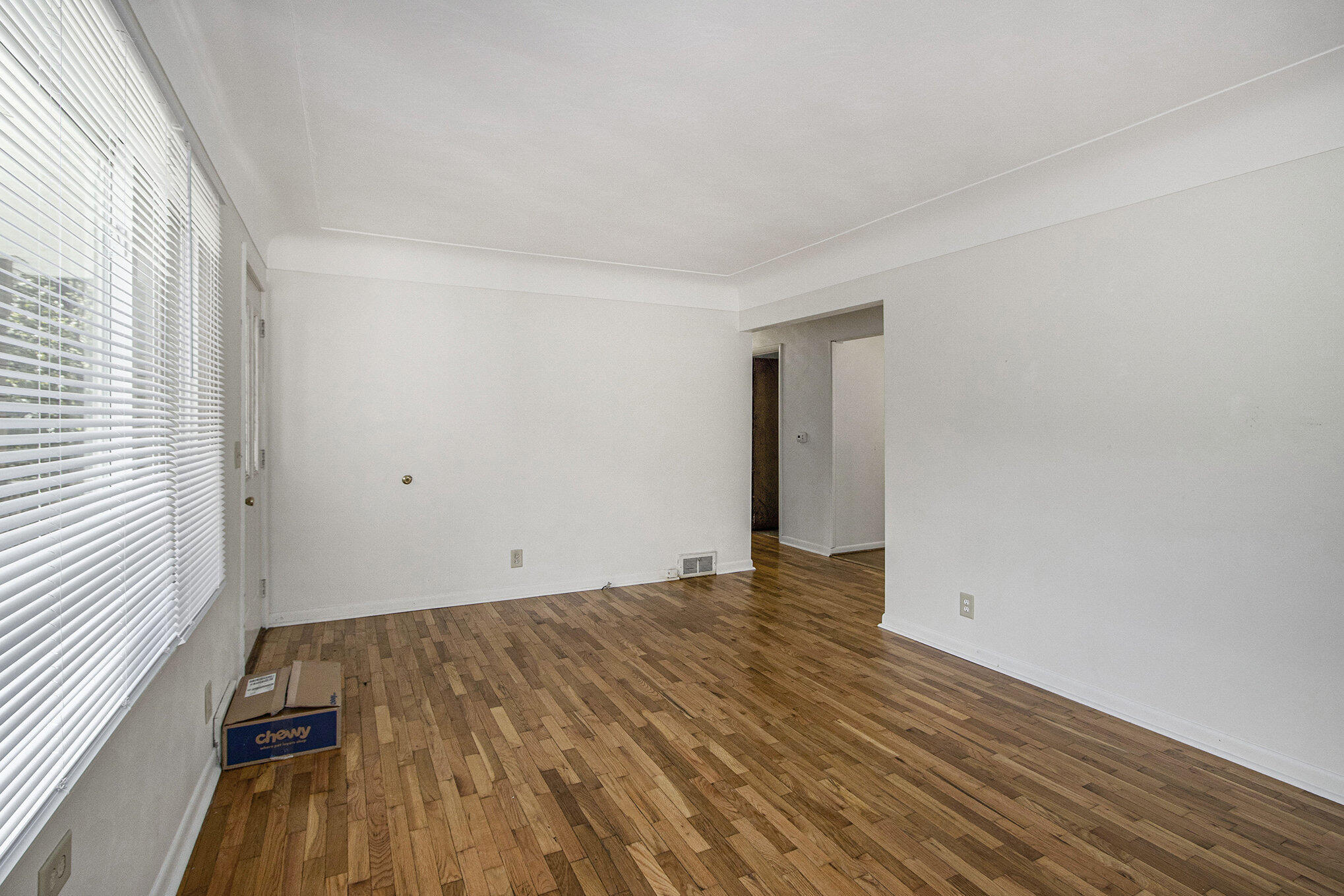 Vicksburg, Michigan 49097, United States, 3 Bedrooms Bedrooms, ,1 BathroomBathrooms,Residential,Active,128015
