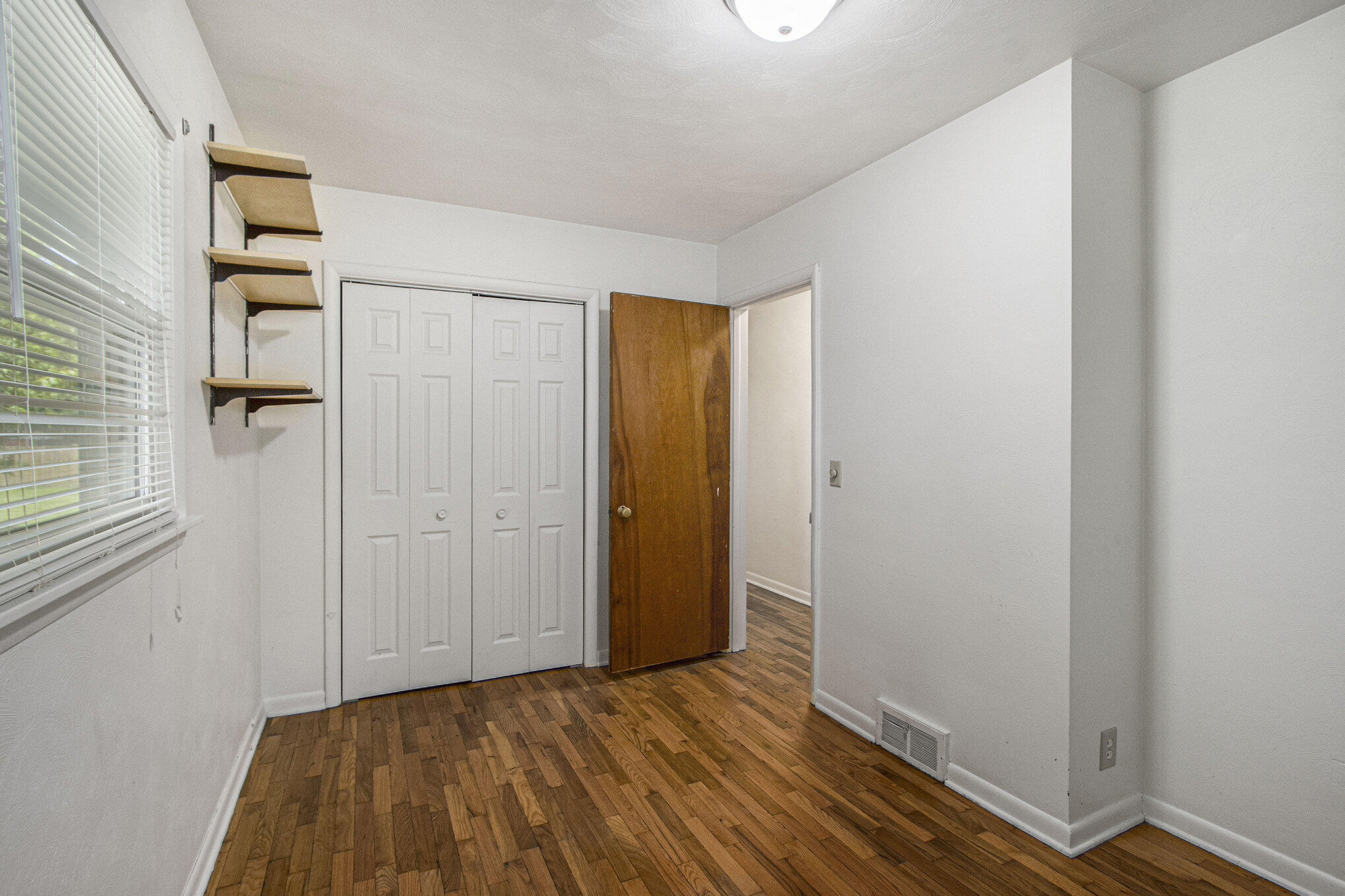 Vicksburg, Michigan 49097, United States, 3 Bedrooms Bedrooms, ,1 BathroomBathrooms,Residential,Active,128015