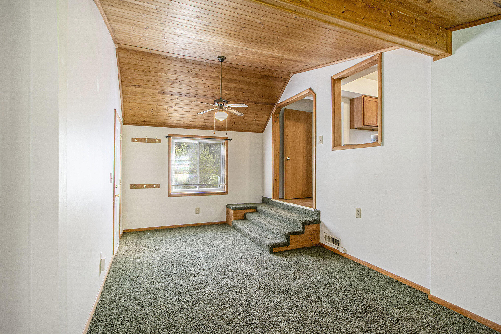 Vicksburg, Michigan 49097, United States, 3 Bedrooms Bedrooms, ,1 BathroomBathrooms,Residential,Active,128015