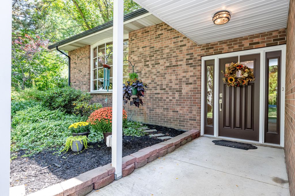 Photo of 6582 Ryno Road, Coloma, MI 49038 (MLS # 26005182)