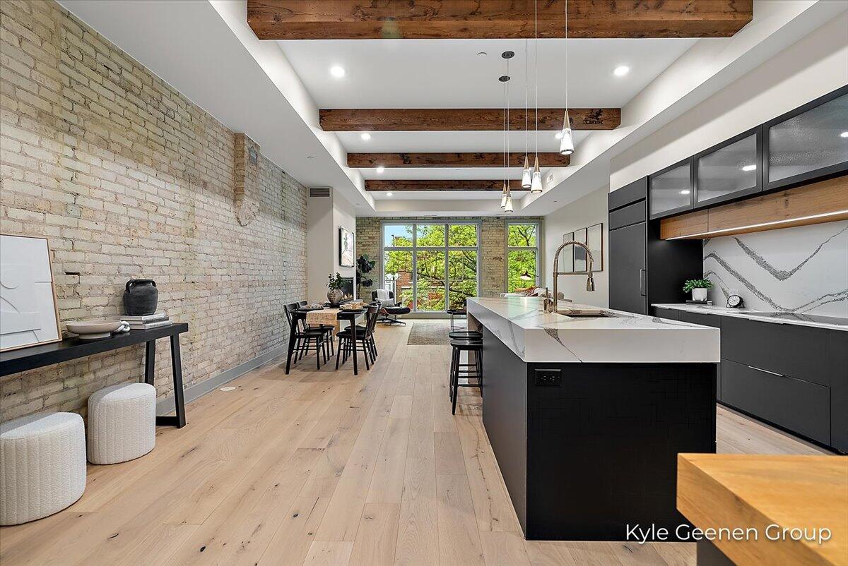 52 E 8th Street