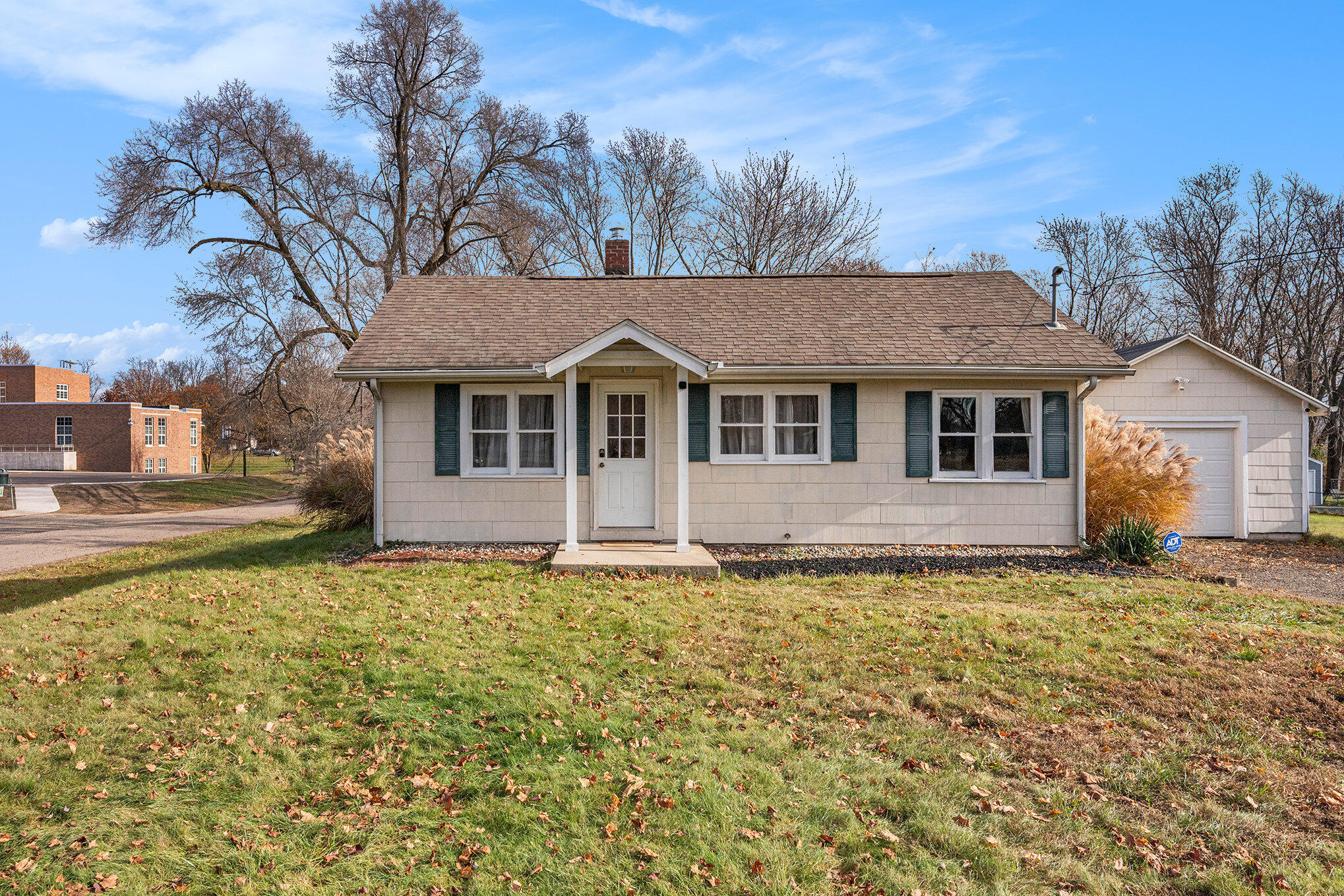 Battle Creek, Michigan 49015, United States, 2 Bedrooms Bedrooms, ,1 BathroomBathrooms,Residential,Active,248066