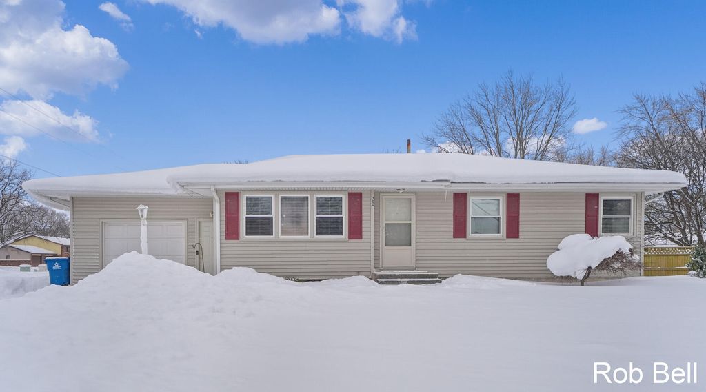 Photo of 700 Baldwin Street, Jenison, MI 49428 (MLS # 26003370)