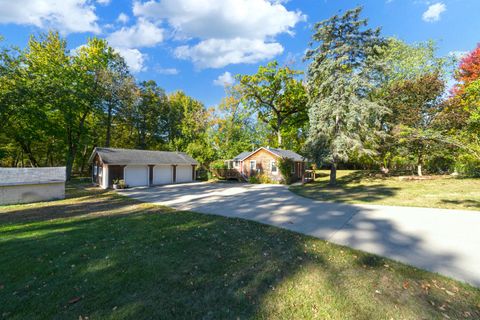 306 Eubank Street Novi MI 48377