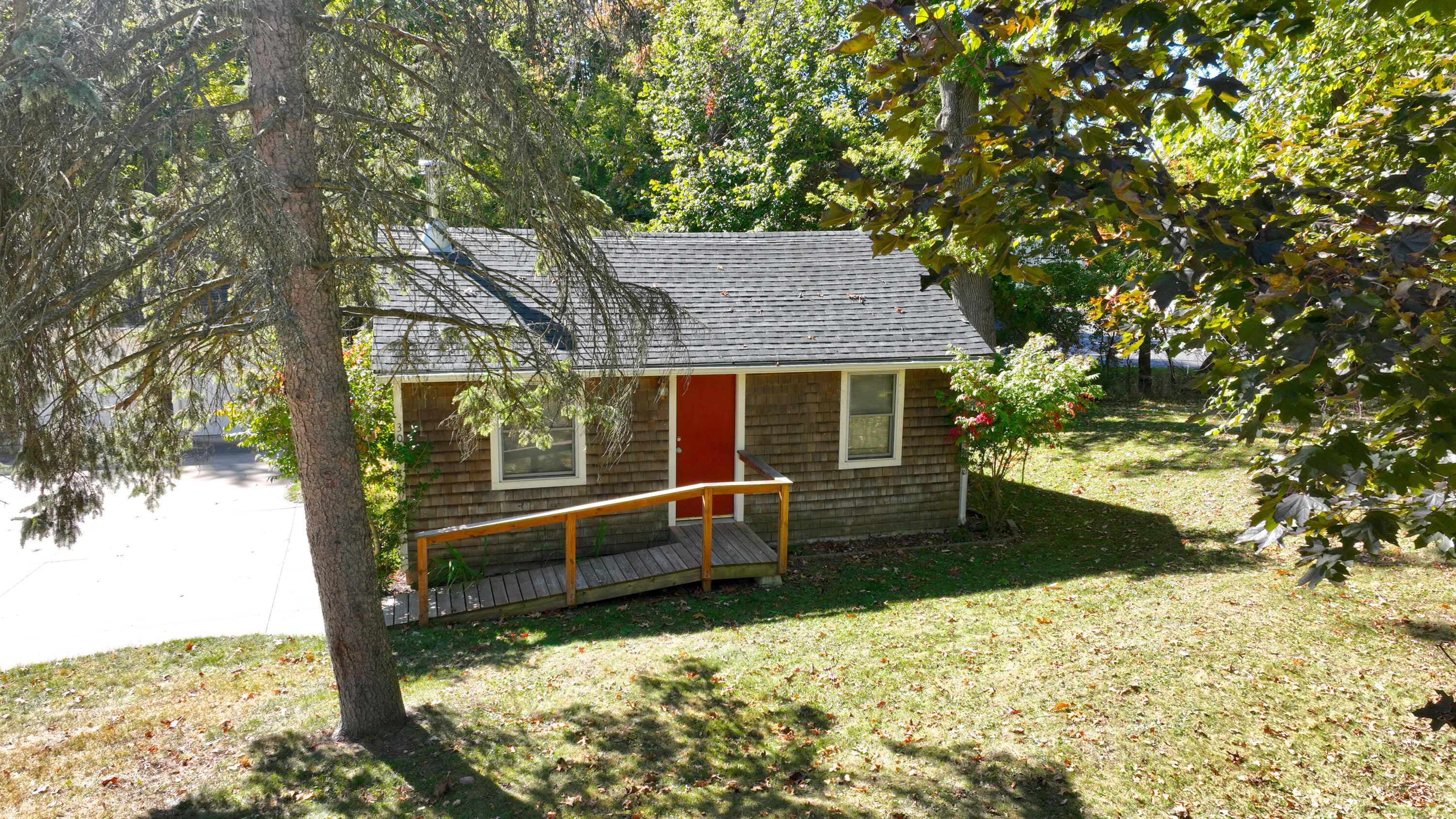 306 Eubank Street