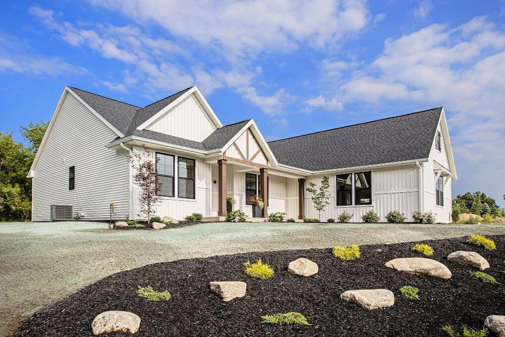 6583 W Hidden Lake Circle